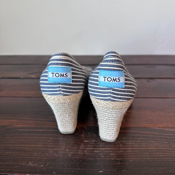 Toms Wedges Size 8 - Picture 4 of 5